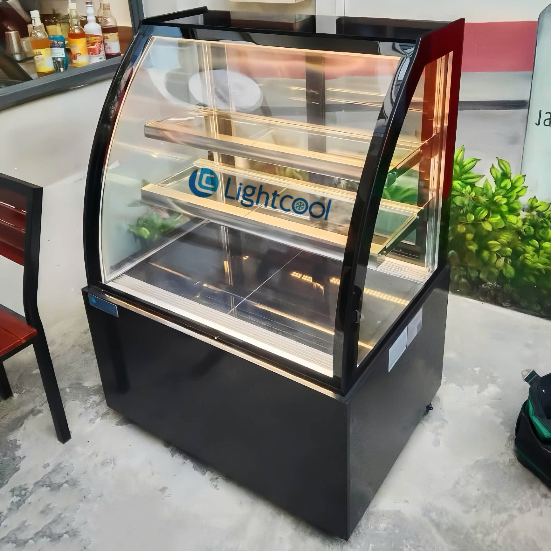 tu-banh-kem-lightcool-DG-900Z